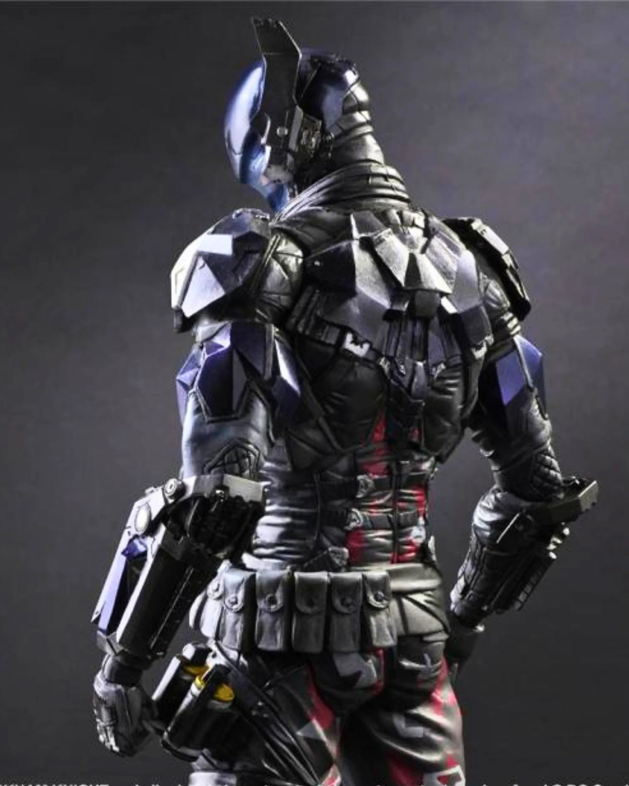 Arkham Knight Play Arts-1 | PHAIGINA