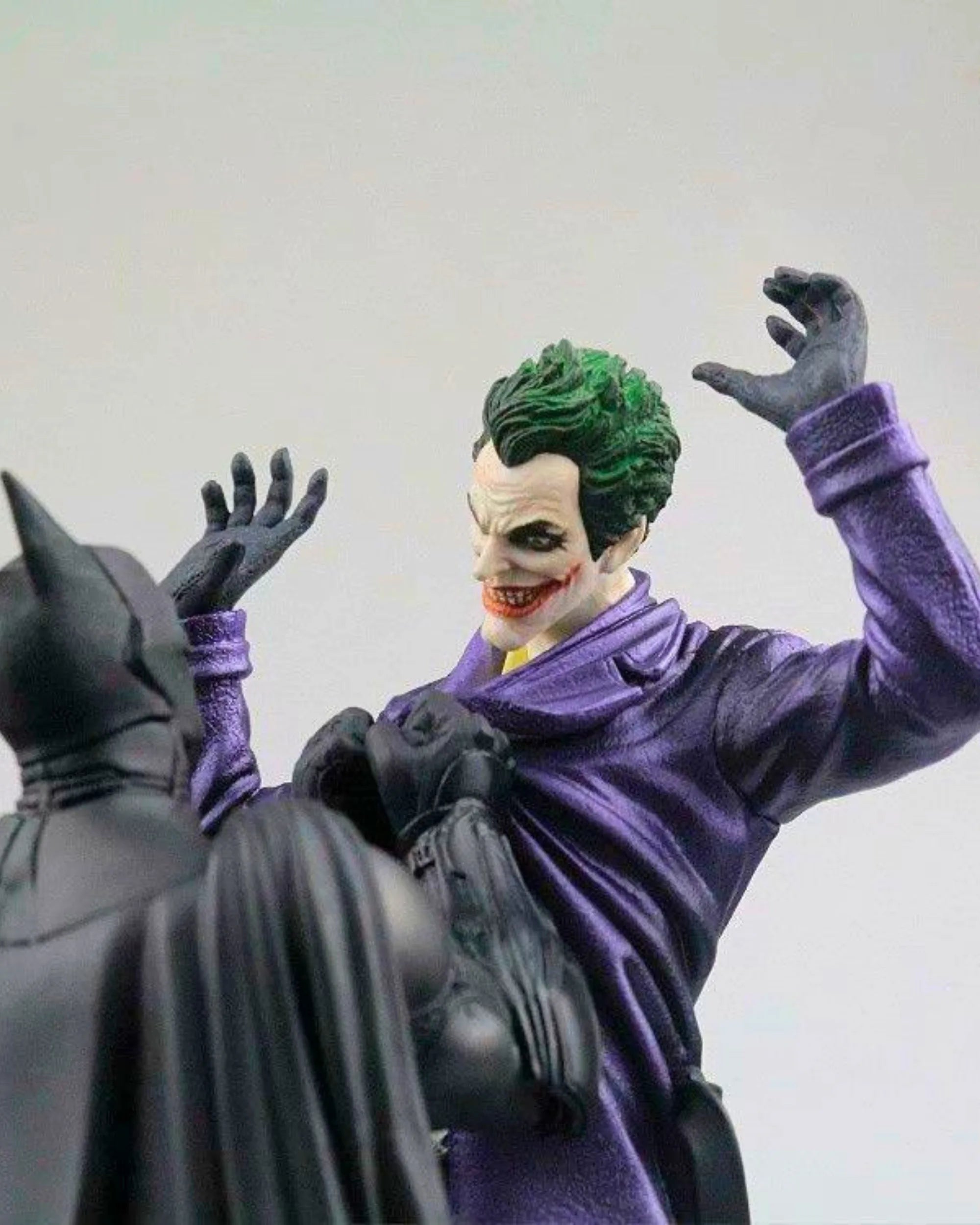 Batman vs the joker-5 | PHAIGINA