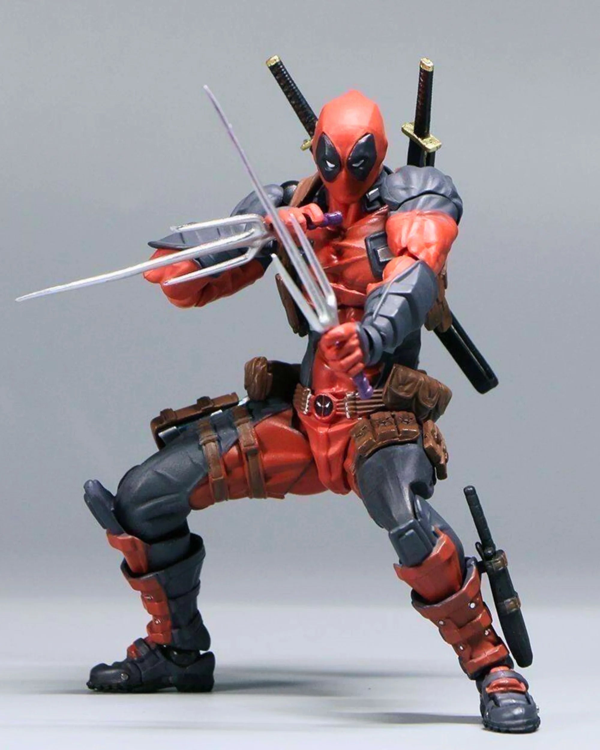 Deadpool Version 2 Amazing Yamaguchi No. 025-1 | PHAIGINA