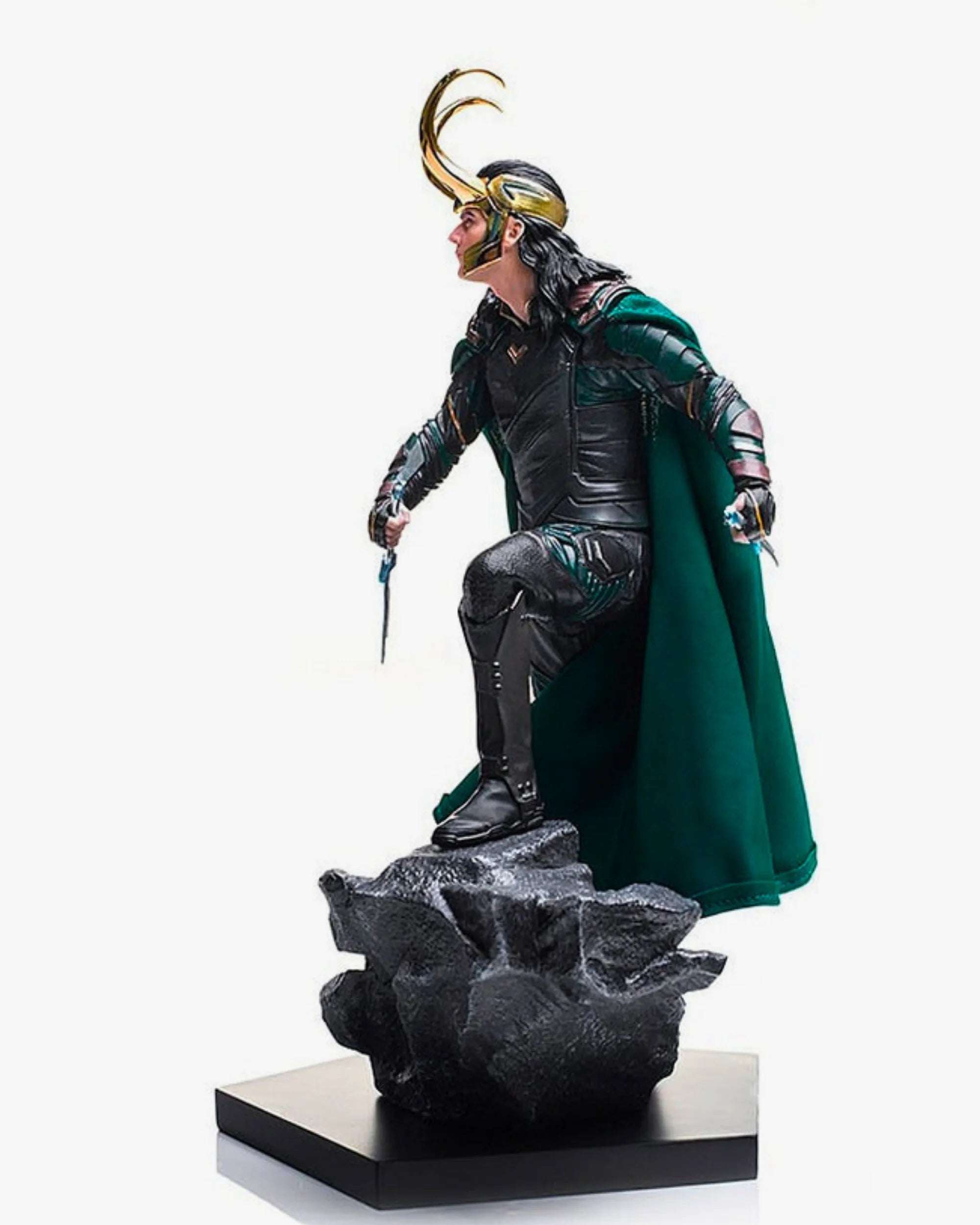 Loki Classic Suit Figure Statue-2 | PHAIGINA